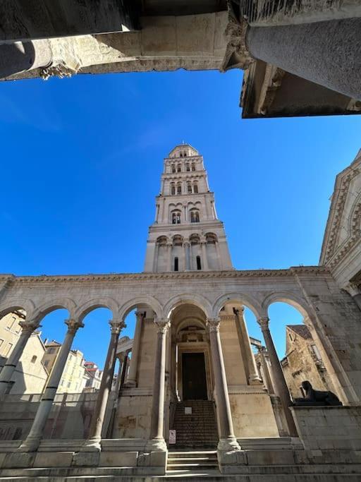 Largo Apartment In The Heart Of Diocletian Palace Split Eksteriør billede